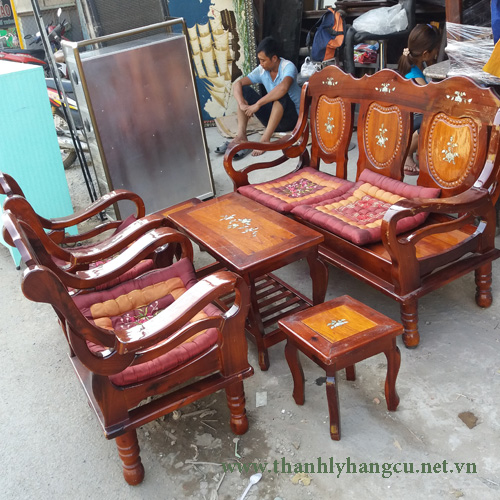 Sofa gỗ thanh lý giá rẻ